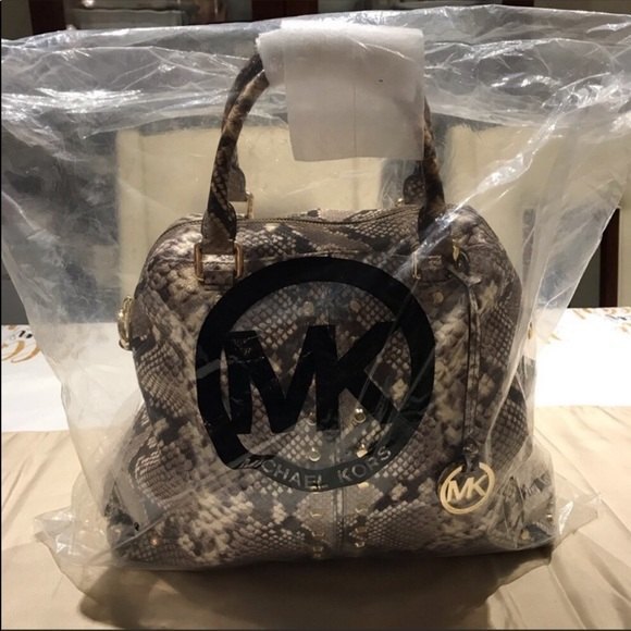 Michael Kors Astor Studded Leather Large Satchel Bag Snakeskin - Picture 4 of 9